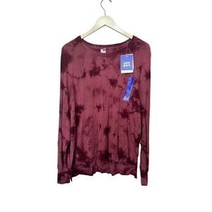 JoyLab Soft, Lightweight Tie Dye Sweatshirt Size Medium in Crushed Berry‎